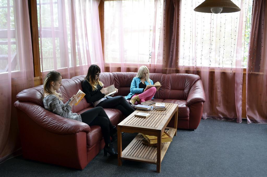 Malvy Hotel トラスコヴェッツ エクステリア 写真